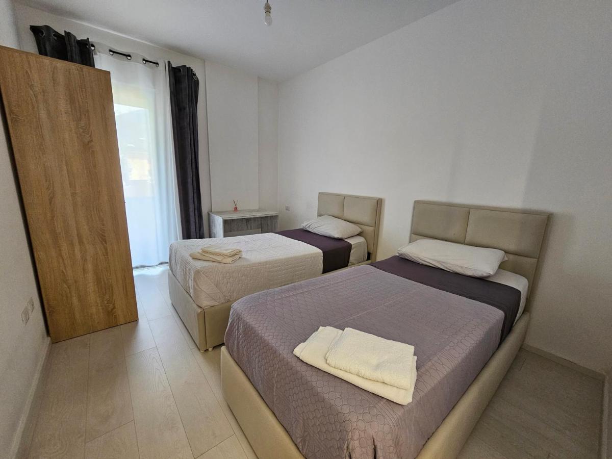 Tower Bridge Apartment Tirana Exterior foto